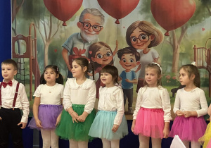 Dzieci śpiewają piosenki