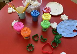 Ciastolina, figurki z gipsu